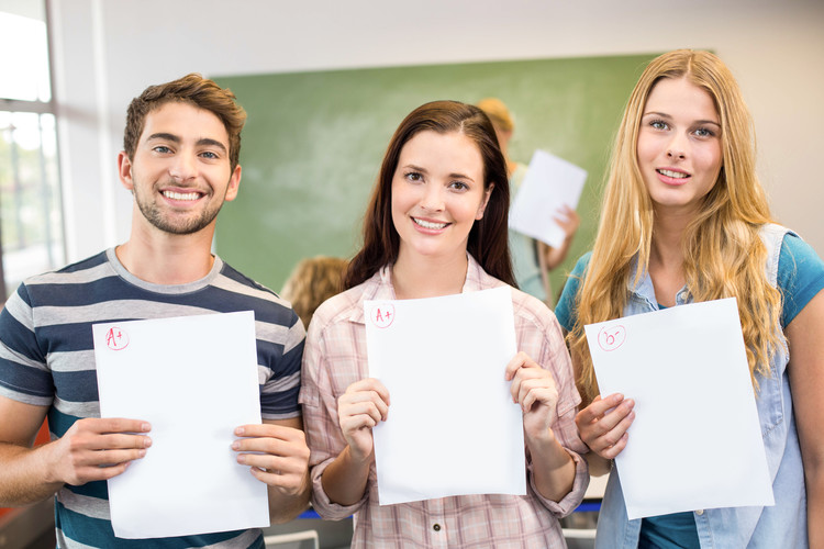 女生学新能源汽车技术专业好不好(女孩学新能源汽车技术好吗)