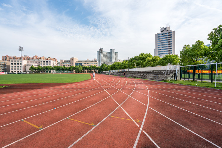 温江核工业学校3 4五年制